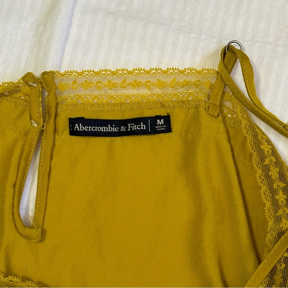 Abercrombie Square Neck Lace Silk Cami - Picture 4 of 9